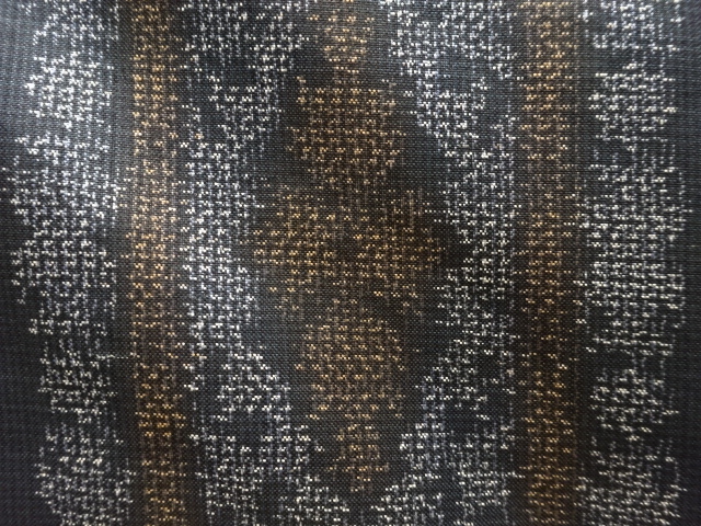 JAPANESE KIMONO / ANTIQUE KIMONO / SILK / DORO OSHIMA TSUMUGI / WOVEN SARASA PATTERN